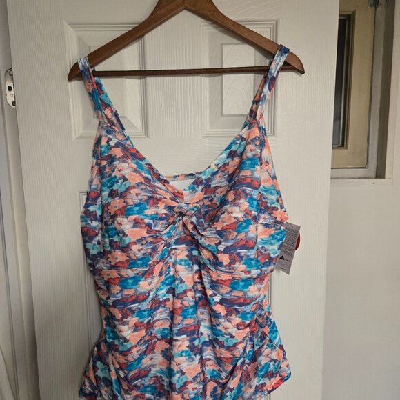 NWT L.L. Bean 24W Plus Tankini (22" PTP) - Picture 1 of 10